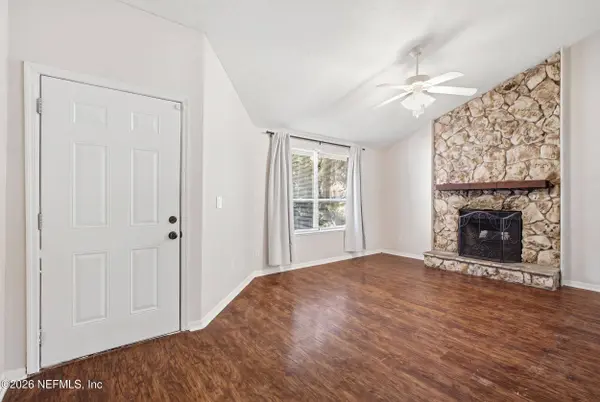 6624 WELLINGTON PLACE LN, Jacksonville, FL 32216