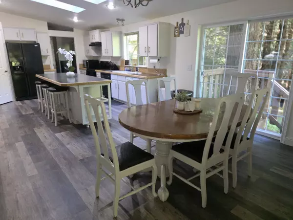 901 Elk Creek, Crrescent City, CA 95531