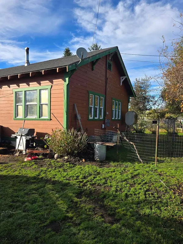 140 Brookings, Crescent City, CA 95531