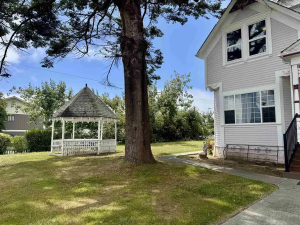 622 J, Crescent City, CA 95531