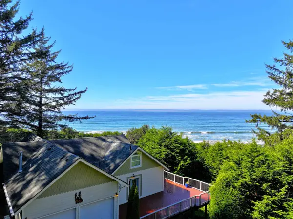 16825 N Highway 101, Smith River, CA 95567