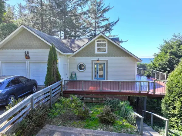 16825 N Highway 101, Smith River, CA 95567