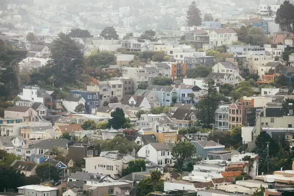 Exploring San Diego’s Mission Hills: Historic Charm and Central Convenience