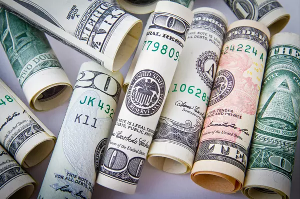 Passive Real Estate Investment Options: Cash Placement Strategies & Returns