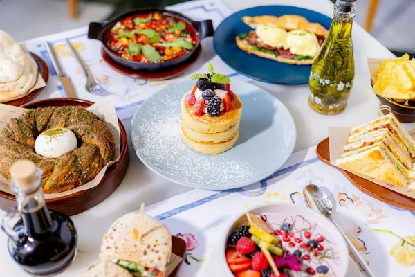 San Diego Living: The Five Best Breakfast Cafes in Hillcrest