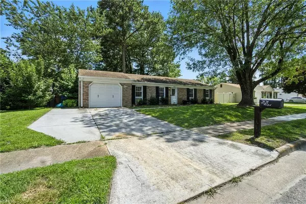 2121 Haverford DR, Chesapeake, VA 23320