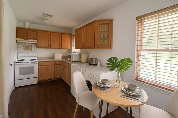 2274 Dale ST, Chesapeake, VA 23323