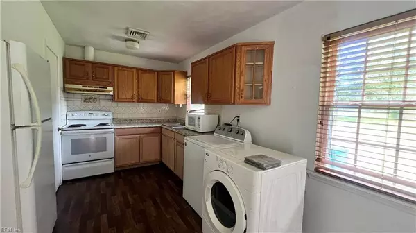 2274 Dale ST, Chesapeake, VA 23323