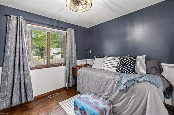 129 Winsome Haven DR, Seaford, VA 23696