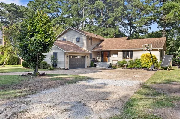 129 Winsome Haven DR, Seaford, VA 23696