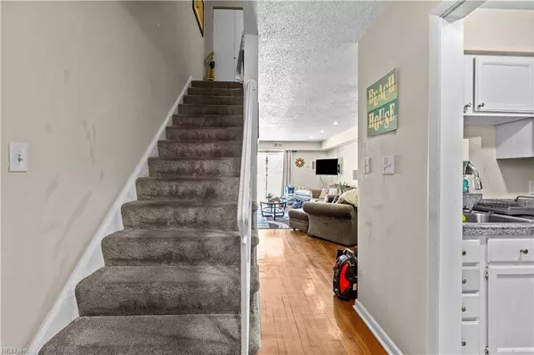 1268 Little Bay AVE #12, Norfolk, VA 23503