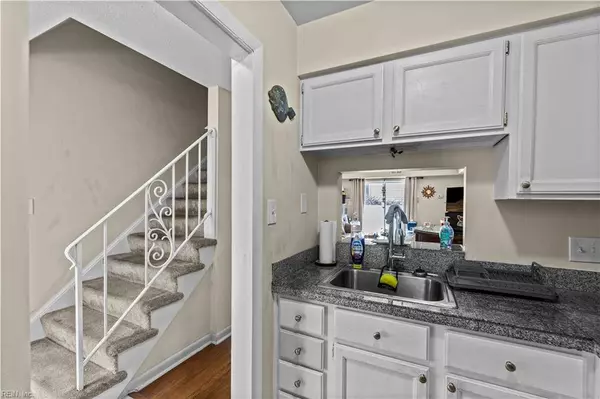 1268 Little Bay AVE #12, Norfolk, VA 23503