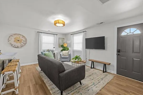 117 Tappan AVE, Hampton, VA 23664