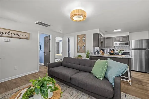 117 Tappan AVE, Hampton, VA 23664