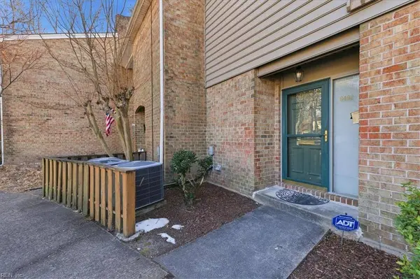 6492 Duquesne PL, Virginia Beach, VA 23464