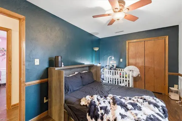 387 Pear Ridge CIR, Newport News, VA 23602