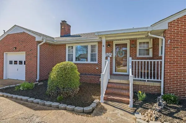 813 Raymond CT, Virginia Beach, VA 23464