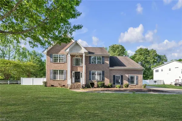 101 Woodhaven Dr DR, Suffolk, VA 23435