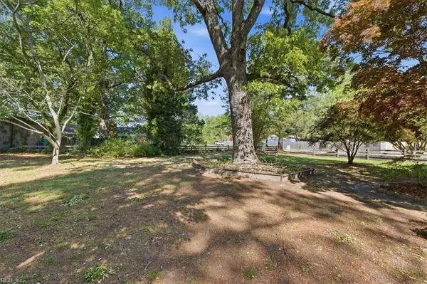 4220 Quince RD, Portsmouth, VA 23703