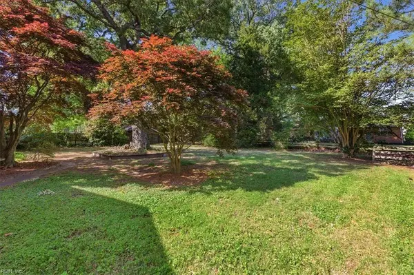 4220 Quince RD, Portsmouth, VA 23703