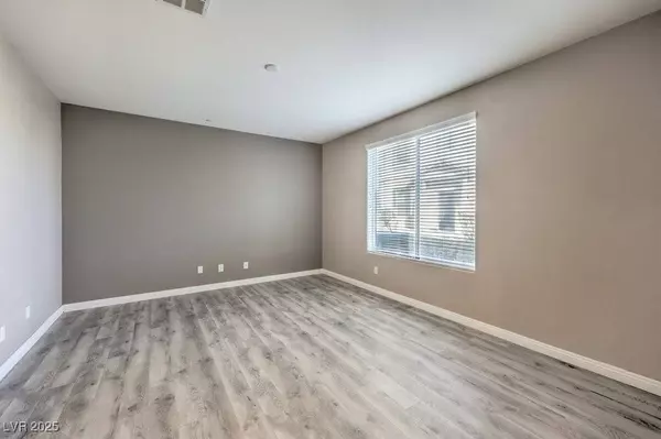 4516 Townwall ST, Las Vegas, NV 89115