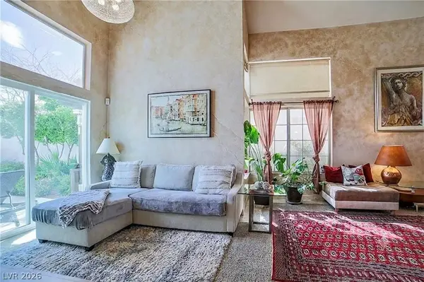 9821 Virginia Woods CIR, Las Vegas, NV 89117