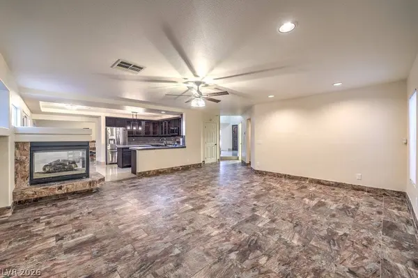 527 Leap Frog AVE, Las Vegas, NV 89183