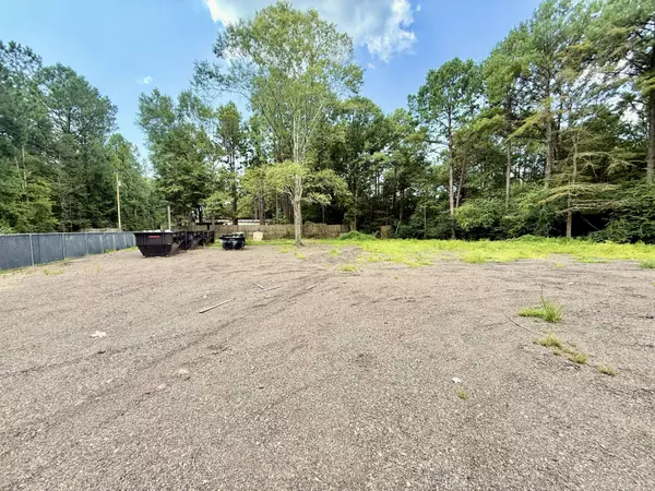 67 lott town Rd., Hattiesburg, MS 39403