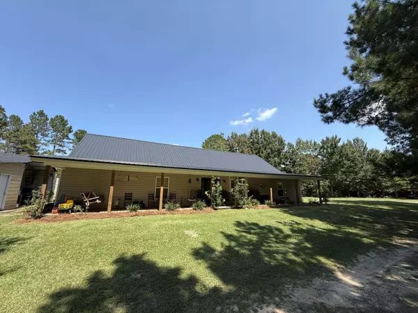 317 Floyd Strickland, Ellisville, MS 39437