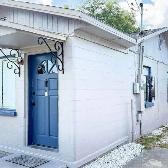 519 Channing Rd