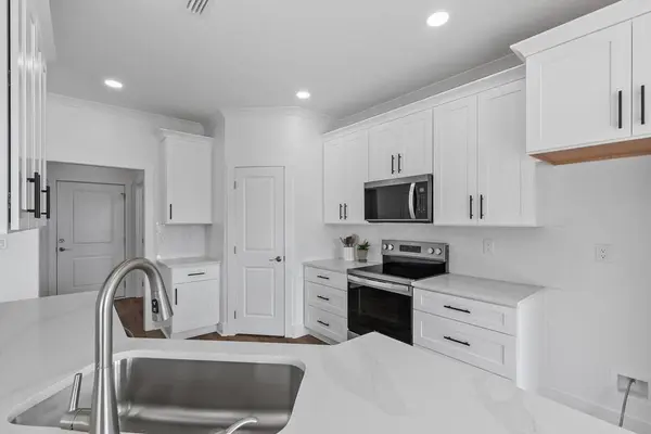 140 Oscar Godwin Road, Dothan, AL 36301