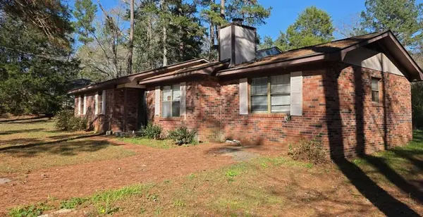 1520 Martin Luther King Jr Avenue, Ozark, AL 36360