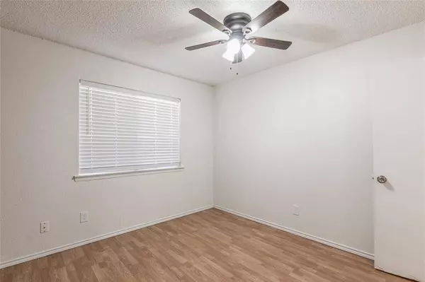 714 Sceptre Circle, Garland, TX 75043