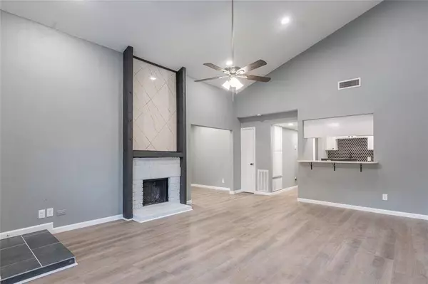 727 Sceptre Circle, Garland, TX 75043