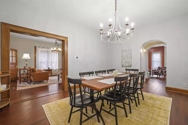 102 W Lincoln Avenue, Delaware, OH 43015