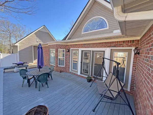 22 Ridge Lake Dr, Manning, SC 29102