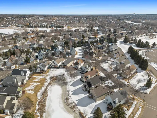 10247 Country Club Curve, Saint Paul, MN 55129