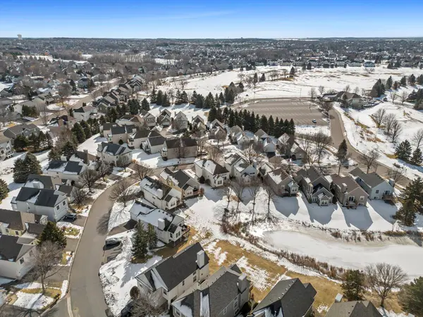 10247 Country Club Curve, Saint Paul, MN 55129