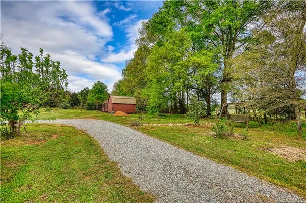 244 Marks RD, Mansfield, GA 30055