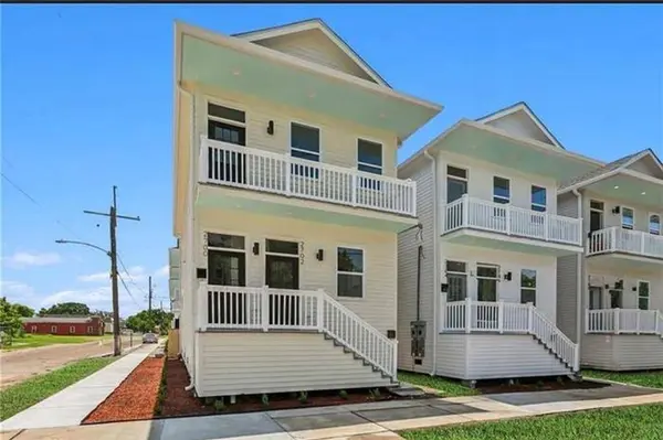 2700 02 S GALVEZ ST, New Orleans, LA 70125