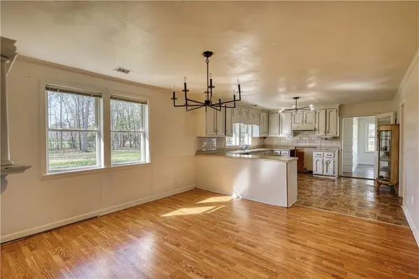 10 Wolfskin RD, Arnoldsville, GA 30619