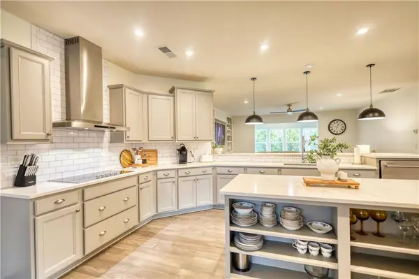 1011 Slip PATH, Greensboro, GA 30642