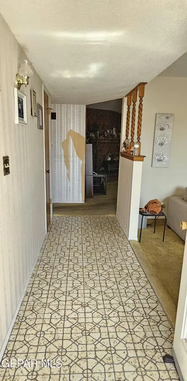 10421 BYZANTIUM LN, El Paso, TX 79924