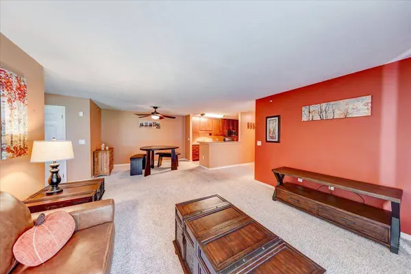 4925 Opal Ridge LN #104, Indianapolis, IN 46237
