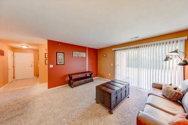 4925 Opal Ridge LN #104, Indianapolis, IN 46237