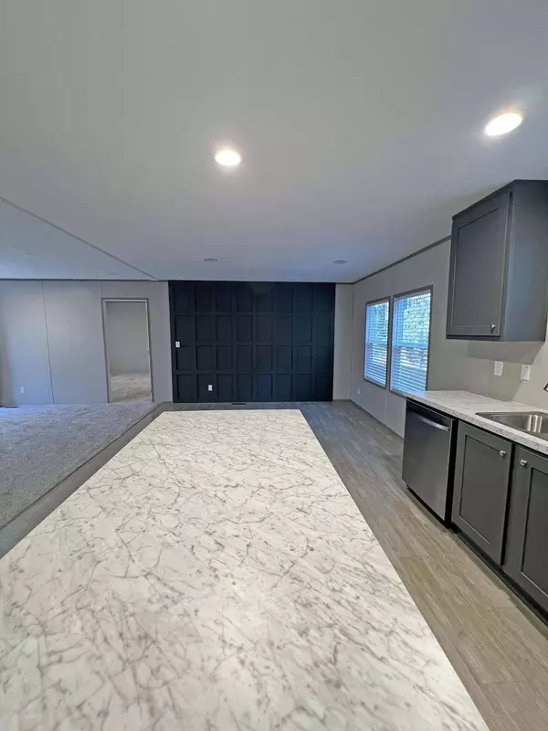 1207 Edmonds WAY Way, Summerton, SC 29148