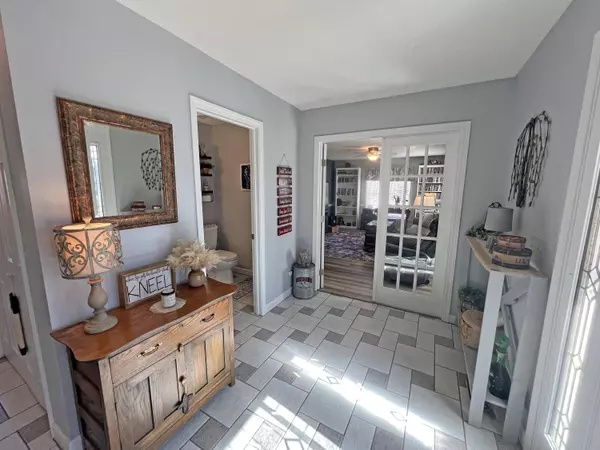 22 Ridge Lake DR Drive, Manning, SC 29102