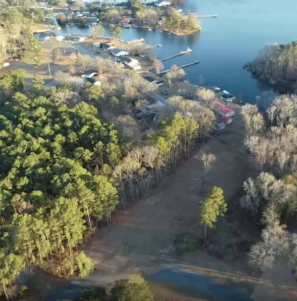 1033 Cuddo Point DR Drive, Summerton, SC 29148