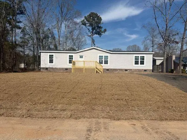 1446 Litzler DR Drive, Manning, SC 29102