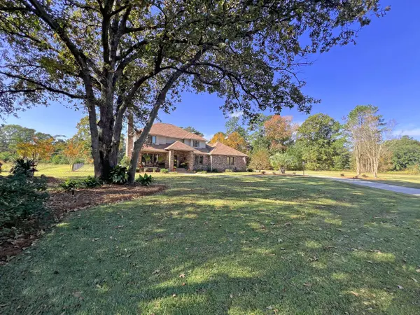 1223 Fishing Pl, Summerton, SC 29148